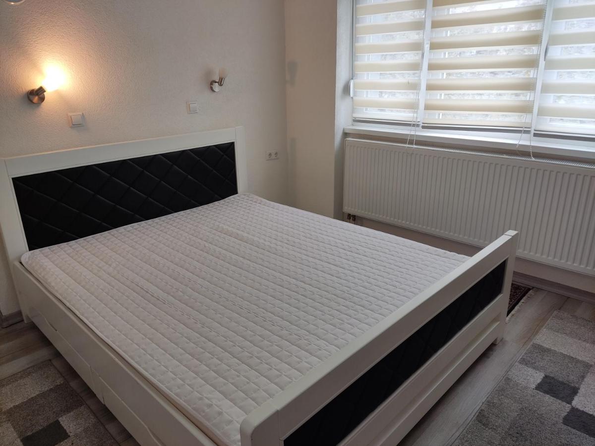 Apartment Azra - Sarajevo, Ilidza Bagian luar foto