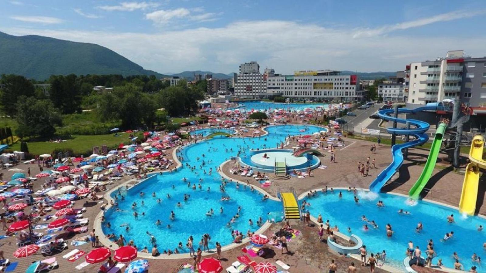 Apartment Azra - Sarajevo, Ilidza Bagian luar foto
